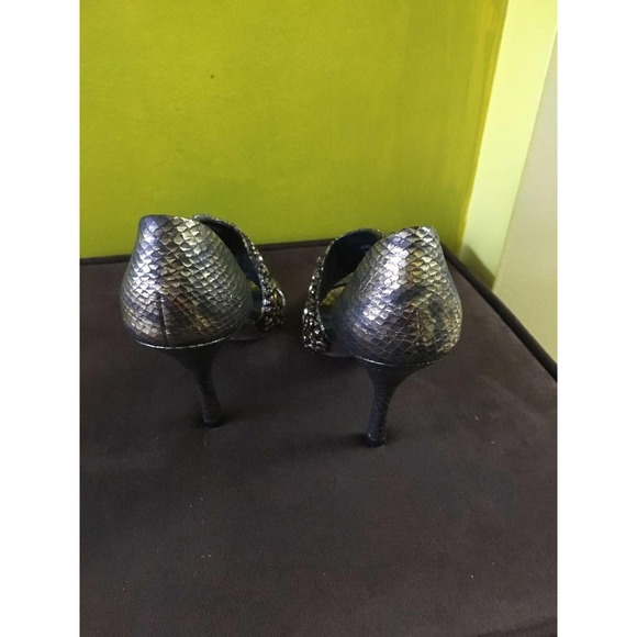 VERA WANG LAVENDER Snakeskin JEWEL Strappy SANDALS Heels 6.5 SPECIAL Occasion - Picture 9 of 11